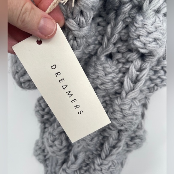 Dreamers Chunky Knit Sweater Size S/M Boho gray Artsy NWT - Picture 4 of 5